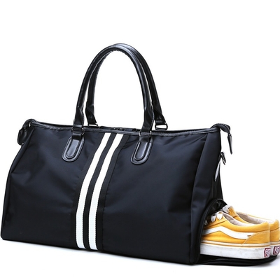Saco de Duffle de nylon do Gym do saco de Duffle dos esportes dos homens negros com compartimento da sapata